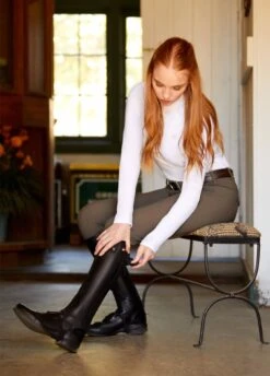 Ariat Heritage Contour Half Chap - Black -Horse Rider Shop airat heritage chap black 4rdy