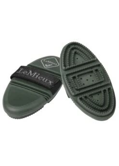 LeMieux Flexi Curry Comb - Oak